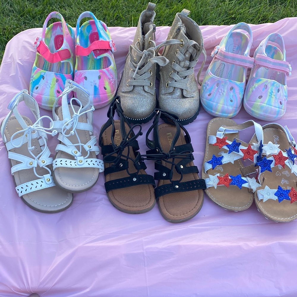 Toddler shoes size 9